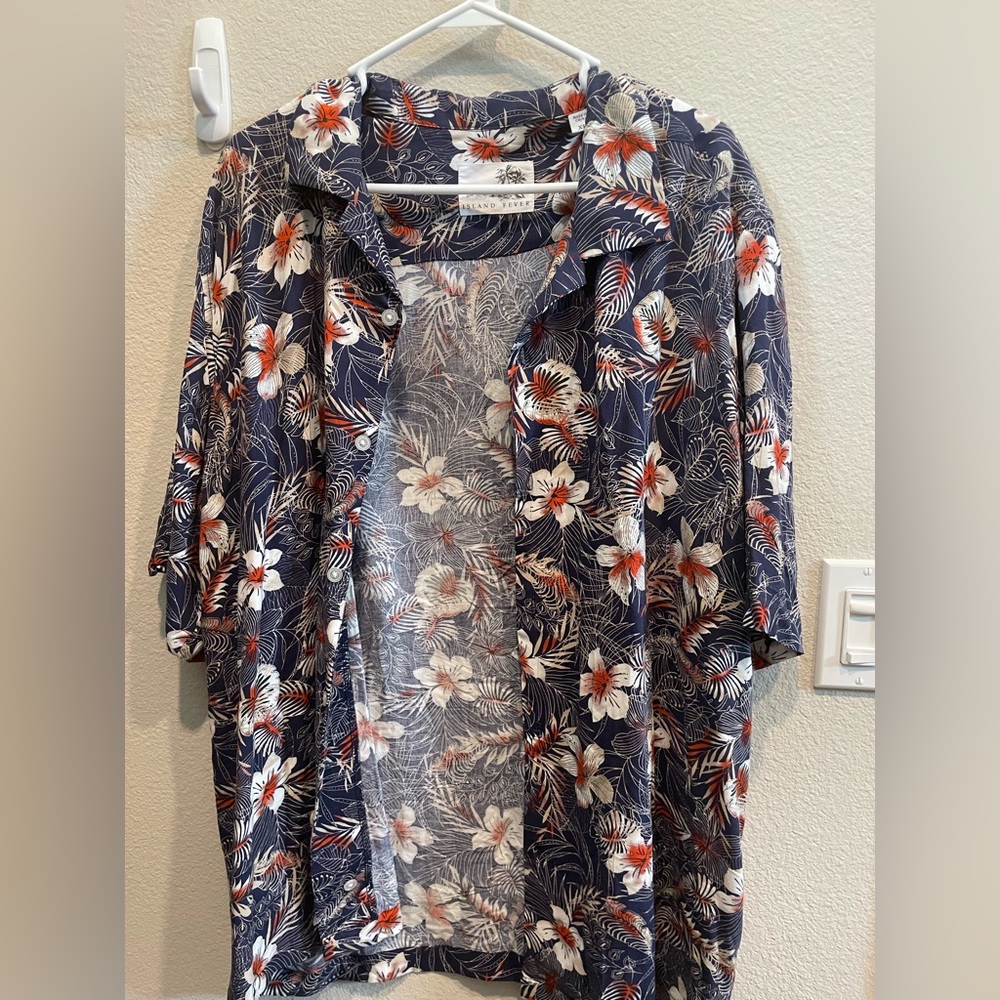 Floral button downs - Picture 2 of 3